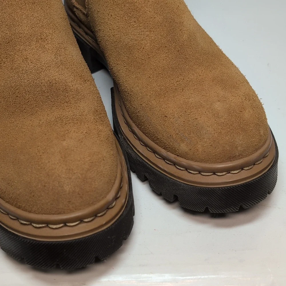 Danassa  lugged sole Chelsea suede boots women's size 6.5 EU 37 - Picture 12 of 16